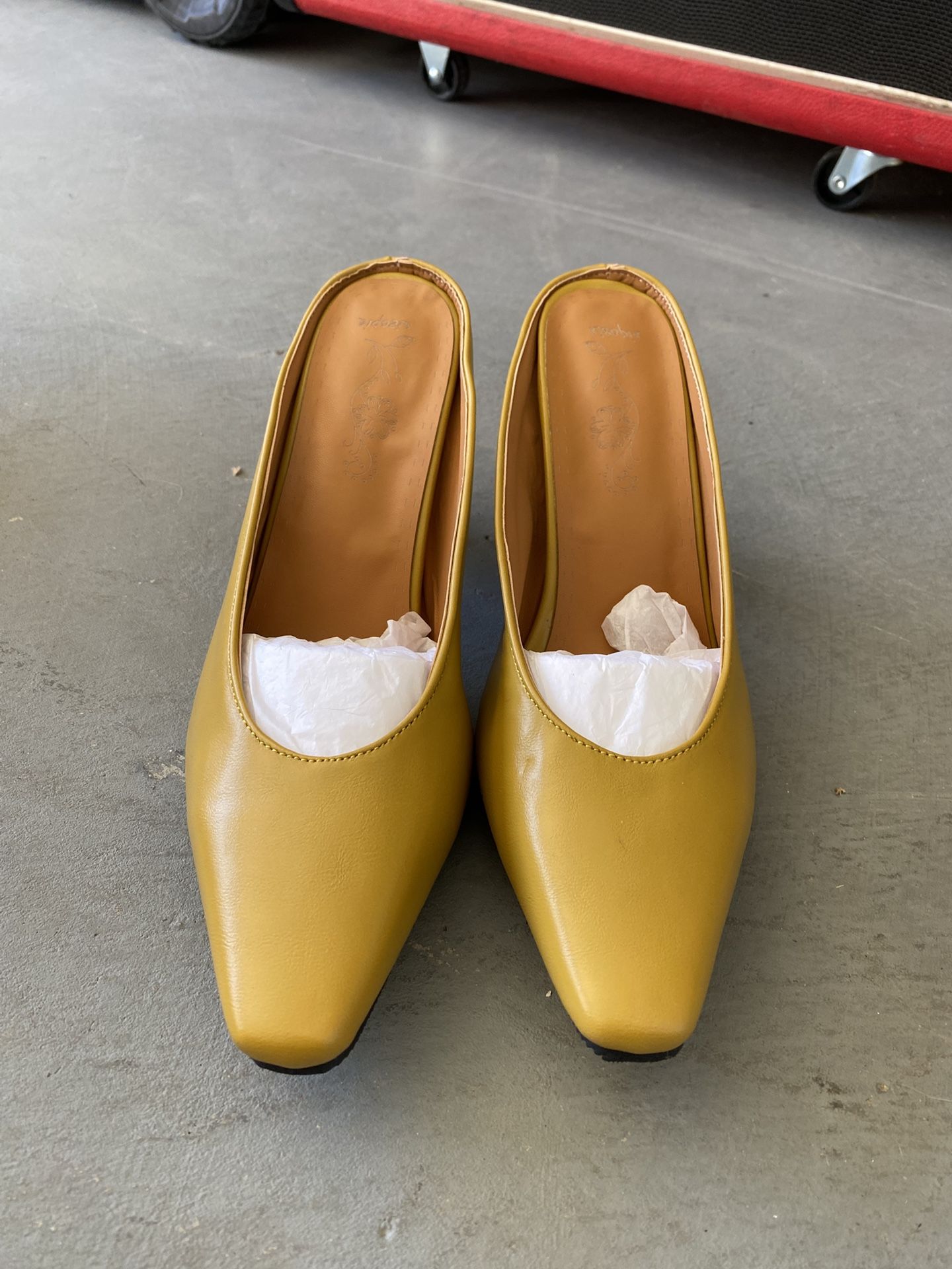 Vintage Heels!