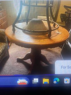 Wooden table round used
