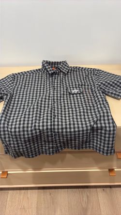 Small rusty button up t shirt