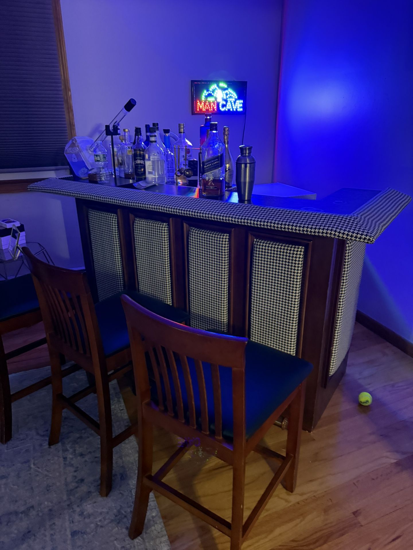 Custom Bar With 3 Stools And A Freezer