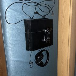 PS4 Console With Controller 