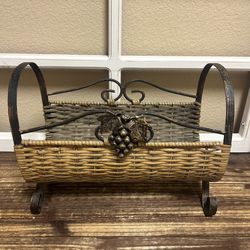 Wicker Rack with Grape Accent 