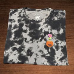 THE NIKE TEE BLACK/GREY BASKETBALL GRAPHIC SPECIAL EDITION LOOSE FIT. XXL