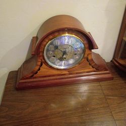 Mantle Clock