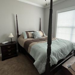 Queen Bedroom Set