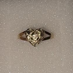 GOLD HEART NUGGET RING