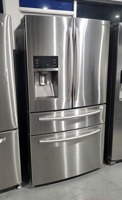 Samsung 4-Door Stainless Steel Fridge
