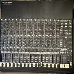 Mackie Mixer  16 Channel Mic 
