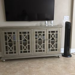 63” TV Stand