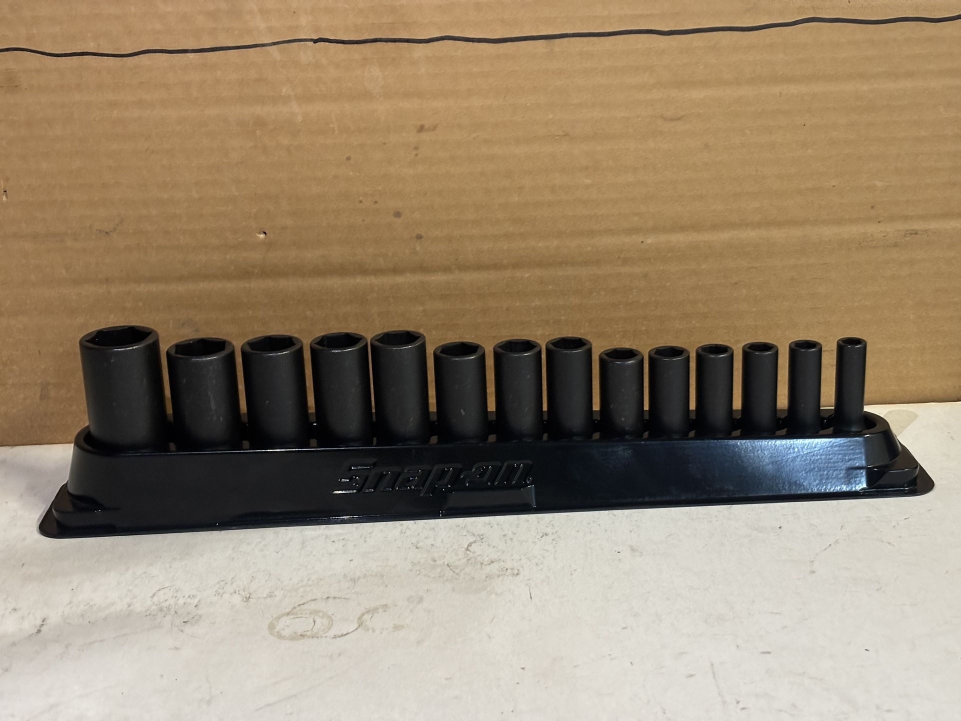 Snap-on Tools 14 pc 3/8" Drive 6-Point Metric Flank Drive® Deep Impact Socket Set (8-19, 21 and 24 mm)