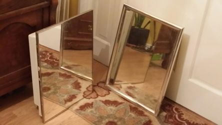 Bathroom cabinet mirror