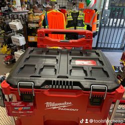Milwaukee PACKOUT 22 in. Rolling Modular Tool Box Low Profile Handle.  $149