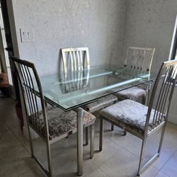 Expandable Dinning Set 