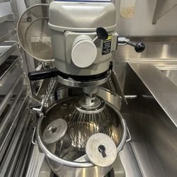 Globe Commercial Mixer