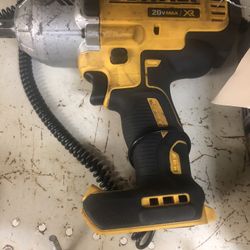 DeWalt XR IMPACT WRENCH 1/2 
