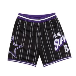 SUPREME “STAR” BASKETBALL SHORTS SIZE LARGE
