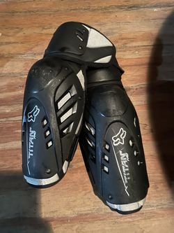 Fox Racing Titan Pro Knee Guards