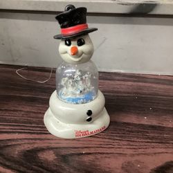 McDonald's Disney's 101 Dalmatians Snowman Snow Globe Snow Dome 1996