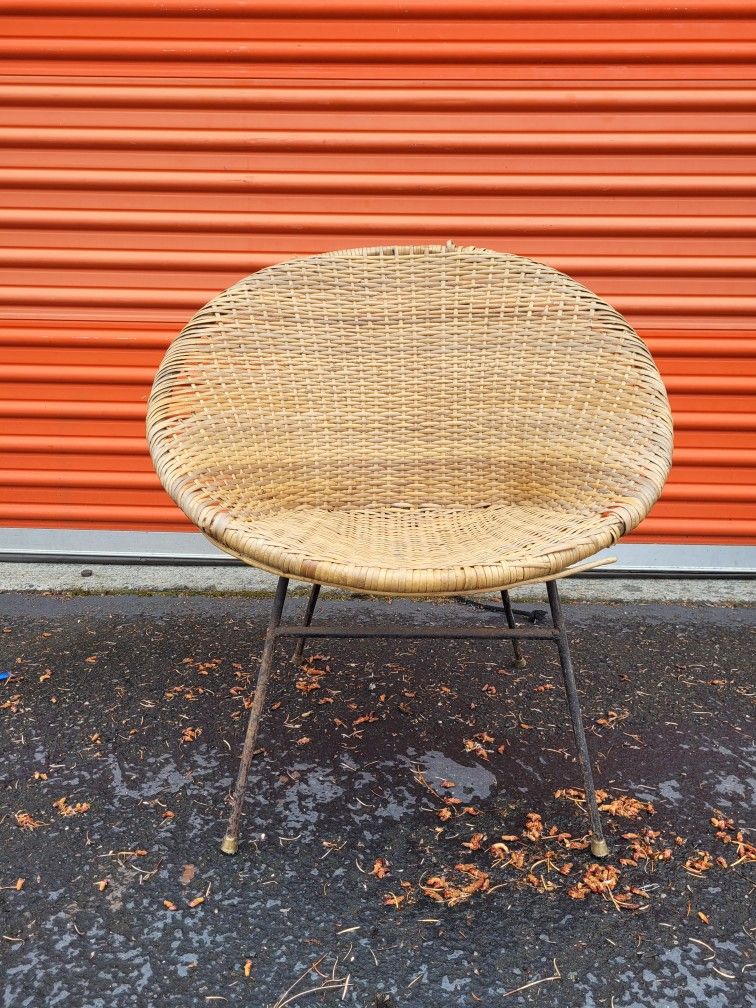 Vintage mid century hoop chair