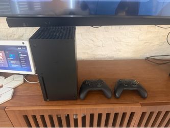 Xbox Series X Console Bundle + Pro Controller + Extra Controller