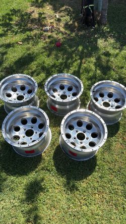 5 Jeep Pro comp series 1079 rims OBO