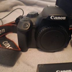 Cannon EOS Rebel T6 Camera With Tripod And SD Cards