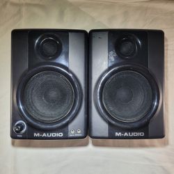 M-Audio Studiophile AV30 Monitor Speakers