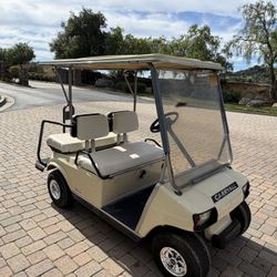 Golf Cart, Club Car DS, Ezgo ,Yamaha Gas Powered Runs And Rides Great Up Hills 
