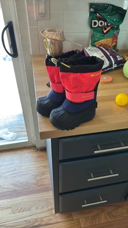 Toddler Snow Boots Size 6