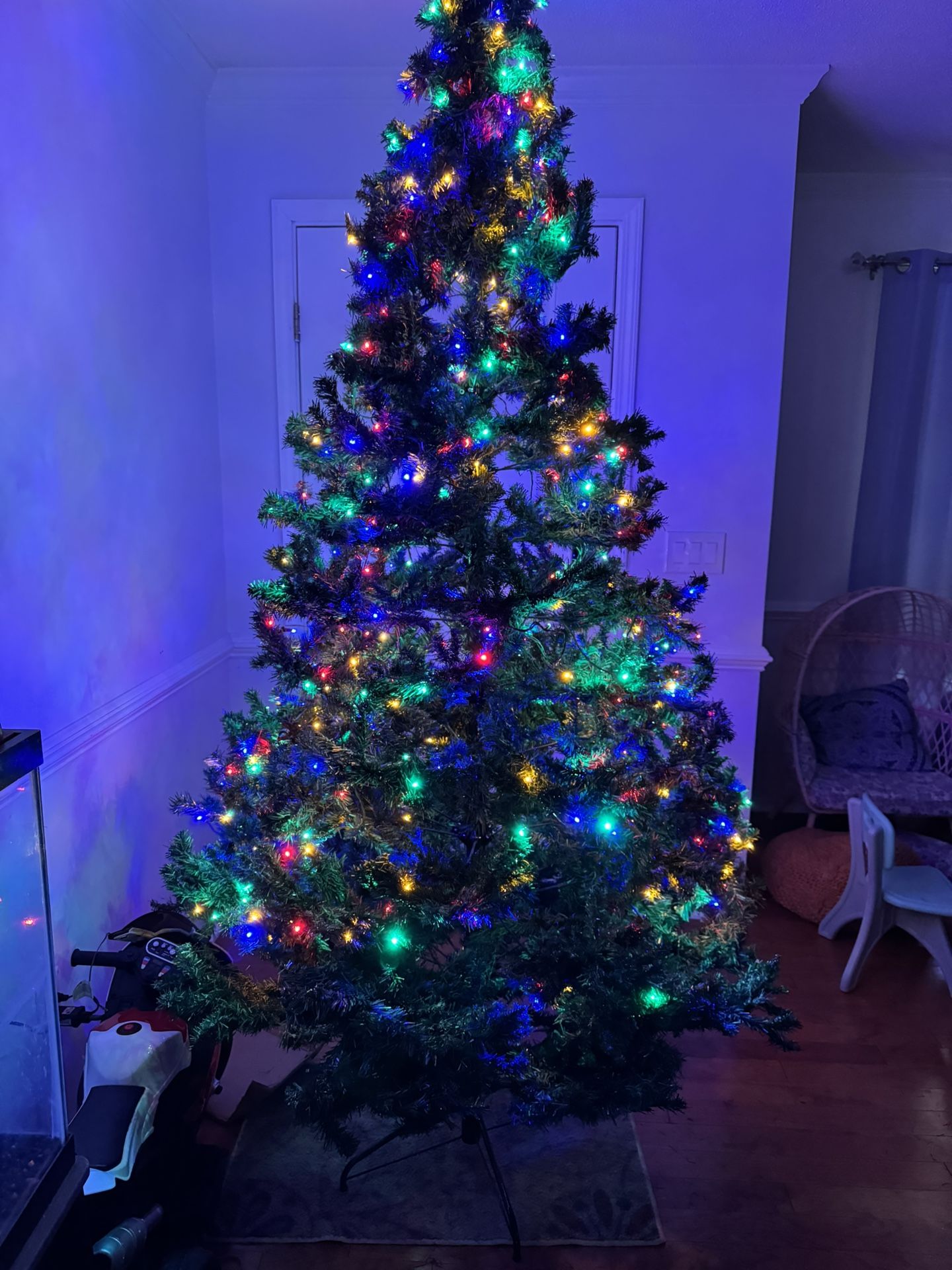 9Ft Christmas Tree 750 LED 