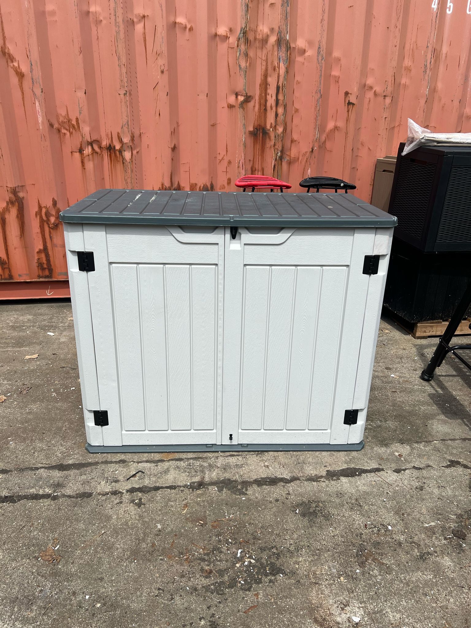 Greesum Outdoor Horizontal Resin Storage Sheds 34 Cu. Ft. Weather Resistant Resin Tool Shed, Extra Large Capacity Weather Resistant Box for Bike, Garb
