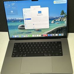MacBook  Pro 16 2023 M2 Pro 16gb 1Tb ssd 
