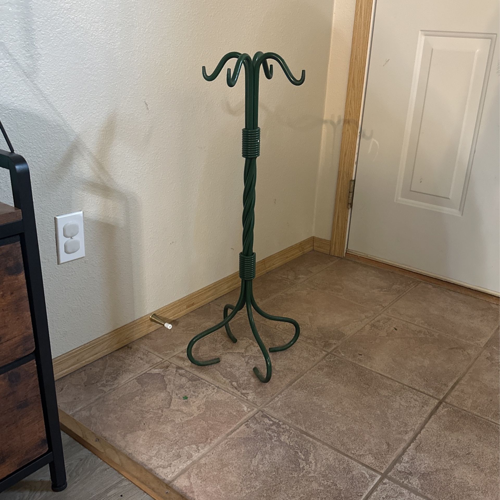 Kids Coat Hanger