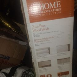 Brand New Wood Blinds