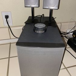 Bose Computer Speakers And Subwoofer 