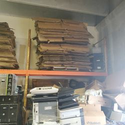 Gaylord Box Like New