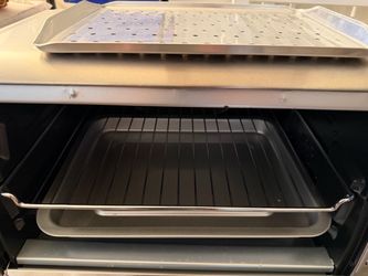 BLACK+DECKER 6-Slice Digital Convection Toaster Oven — Stainless Steel — Fits 12" Pizza — Like New