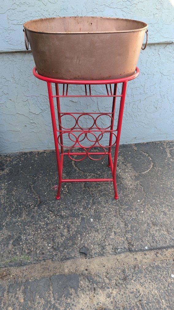 Wine Rack With Tub