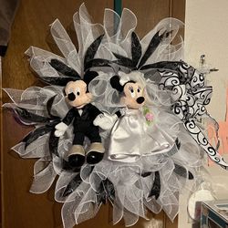 Mickey And Minnie Mouse Wedding Wreath 
