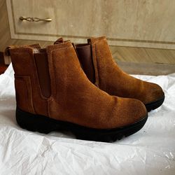 Fur-lined Chunky Suede Ankle Boots