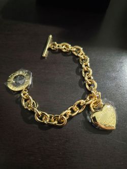 Beautiful heart bracelet