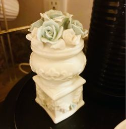 Vintage Porcelain Floral Pedestal Night Light - Pastel Blue & White Roses