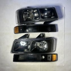 Chevy Express/GMC Savana Headlight Year 2003-2023