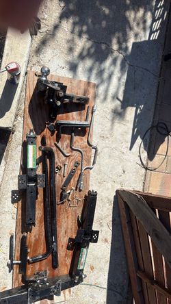 Weight Distribution Hitch Kit with Sway Control