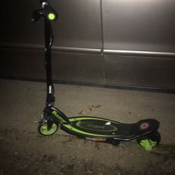 Very Nice Razor Scooter Battery Operated Needs Charging Cord Works Great Only $30