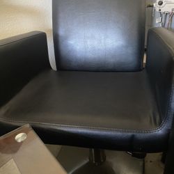 Salon Chair 