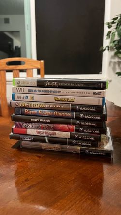 Assorted Wii U GameCube Xbox 360 games