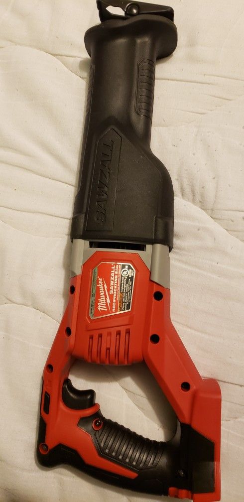 MILWAUKEE SAWZALK RECIPROCATING SAW .NEW TOOL ONLY .