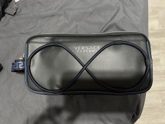 makeup pouch