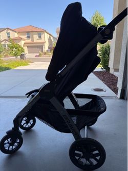Chicco Bravo Quick-Fold Stroller